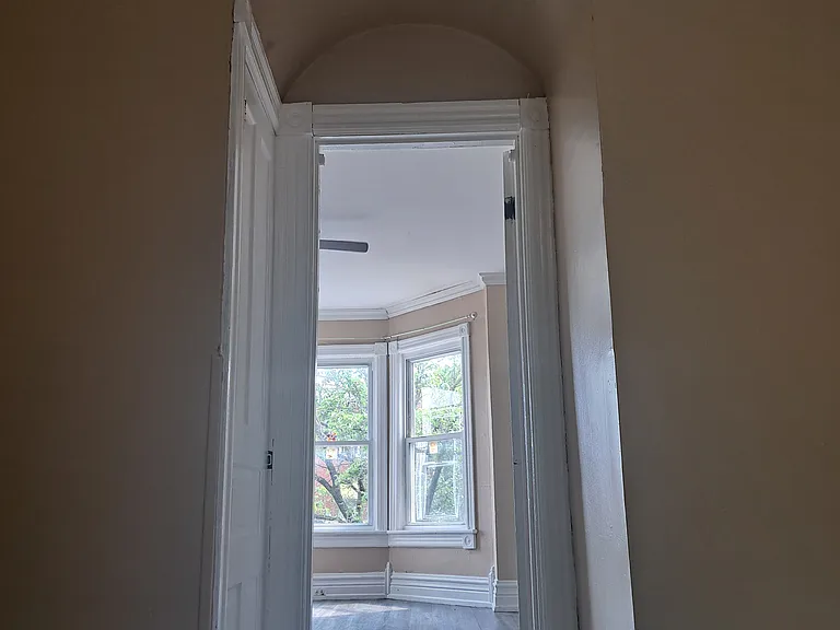 906 1/2 N 7th St #2 — Photo 5