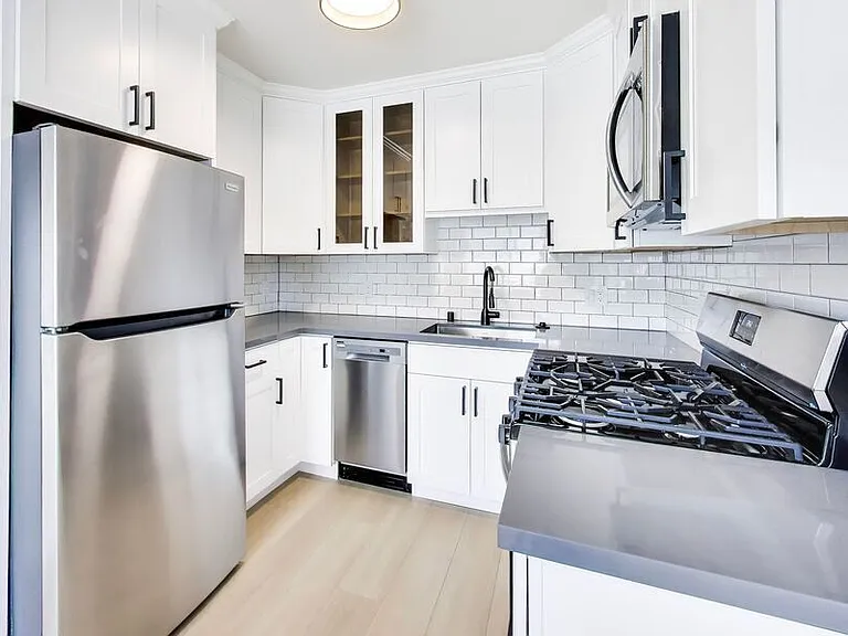 1249 Oak Grove Ave #3 — Photo 7