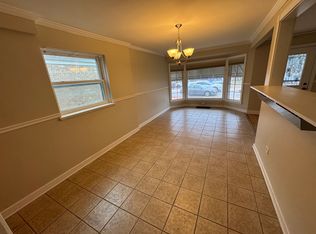 5604 N Nagle Ave, Chicago, IL 60646