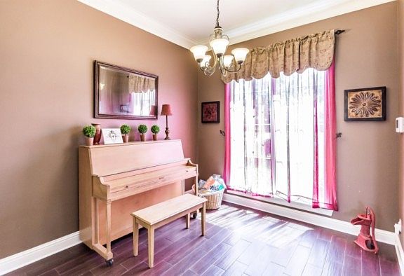 4th image of 8030 Aegean Ln
