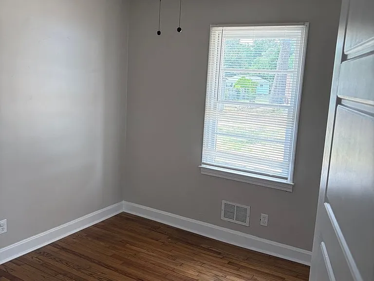 4109 Edwards Rd — Photo 14