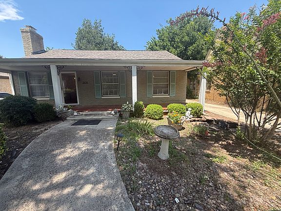 4th image of 3105 NW 21st St