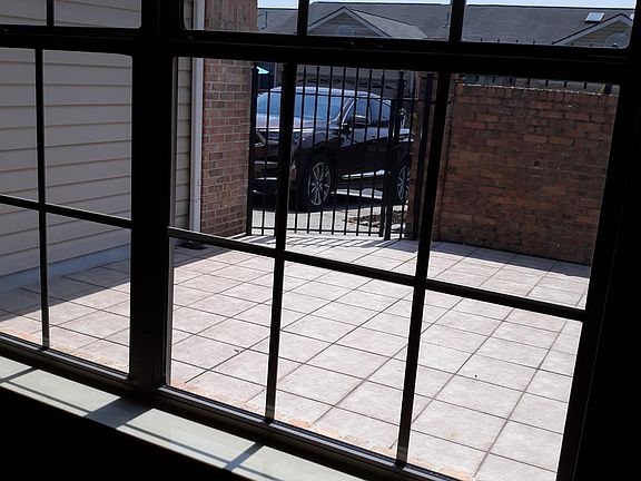 5th image of 809 Wildview Way