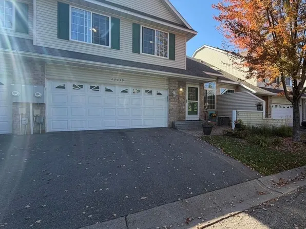 6203 Courtly Rd APT D, Woodbury, MN 55125