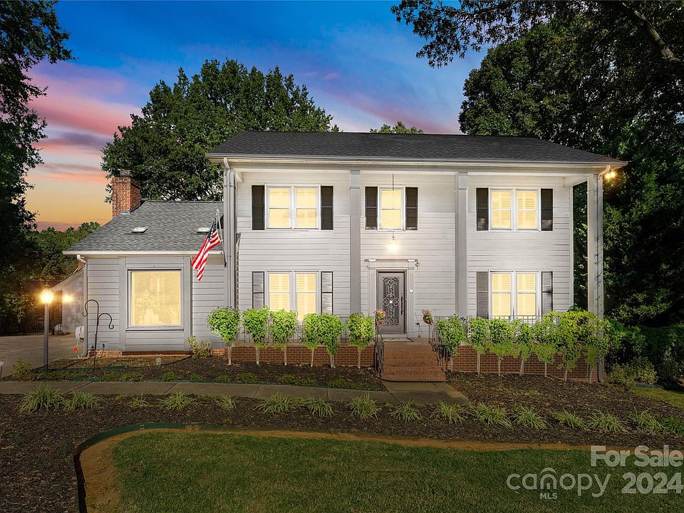 1st image of 16434 Breckshire Dr