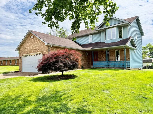1514 McCoy Dr, Edwardsville, IL 62025