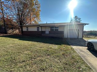 113 W Oak Hill Cir, Tahlequah, OK 74464