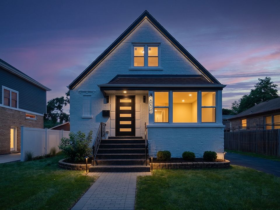 1st image of 3653 W 107th St