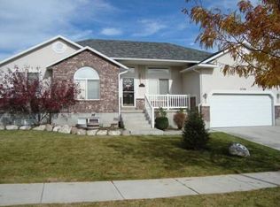 5798 W Moon Shadow Dr, Herriman, UT 84096