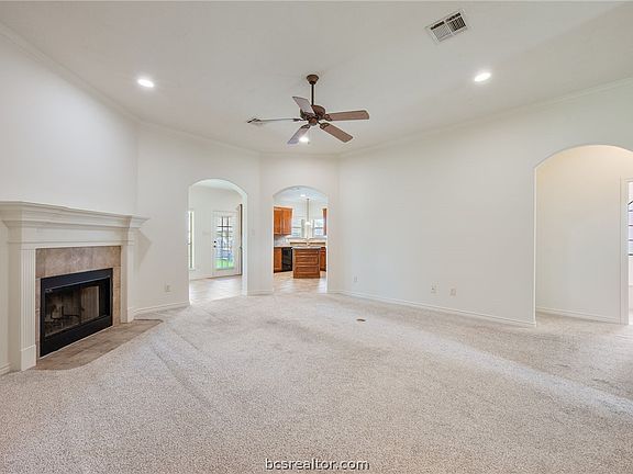 5th image of 109 Meir Ln