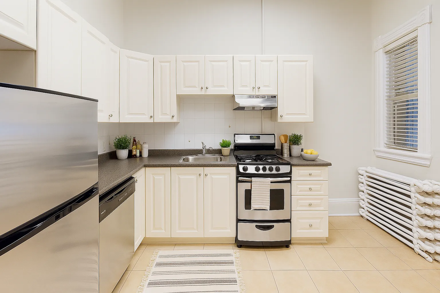 Elgin Street Apartments — Photo 1