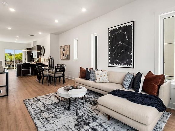 4th image of 2199 Lenox Rd NE #14