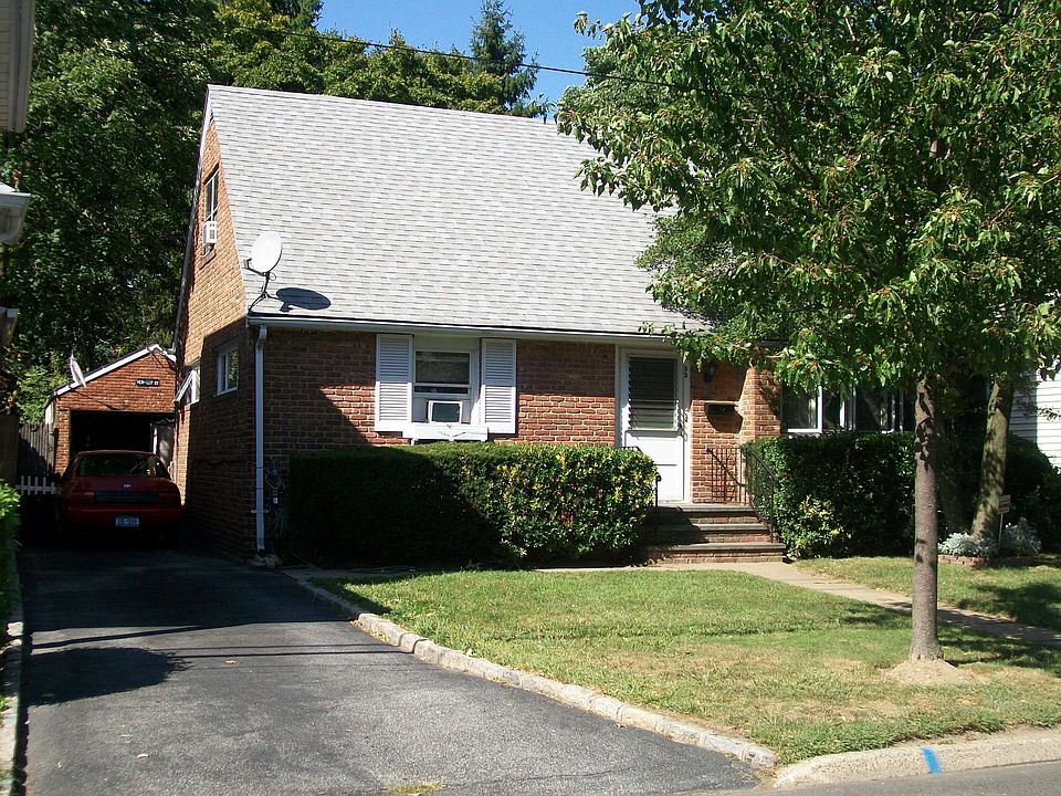 1st image of 55 McLaughlin St