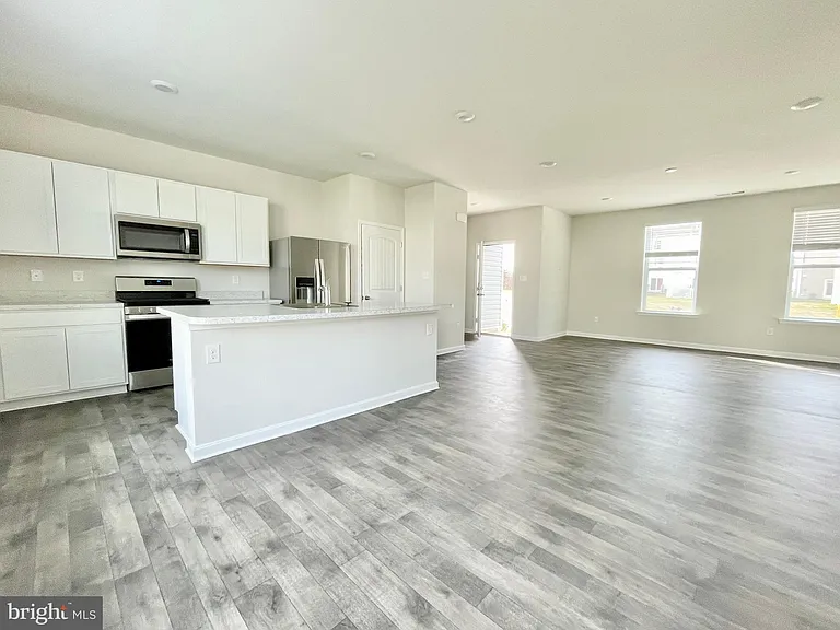 87 Filbert Dr — Photo 6