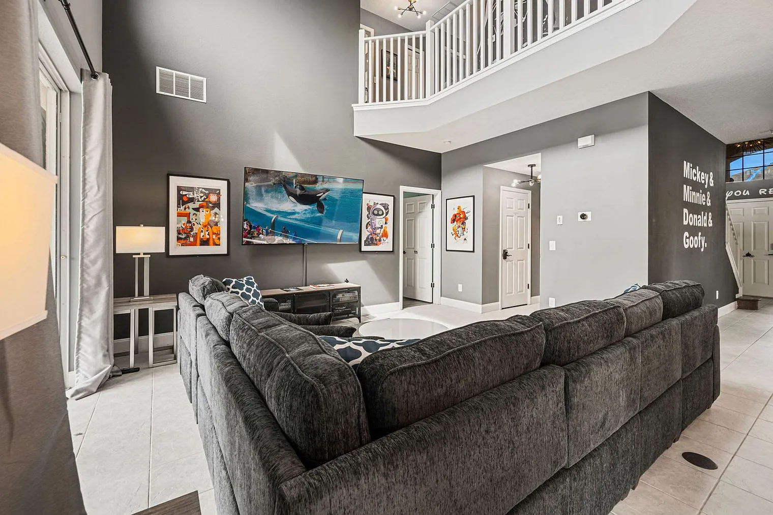 7 bed, 4.0 bath, 2884 sqft, $6,834 — Photo 2