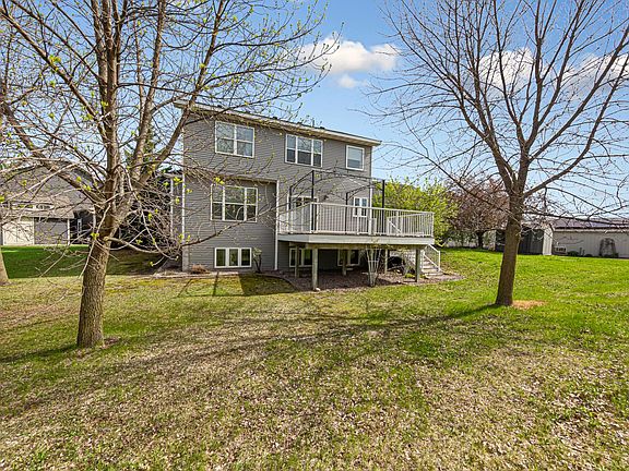 5th image of 1127 Woodridge Ct SE