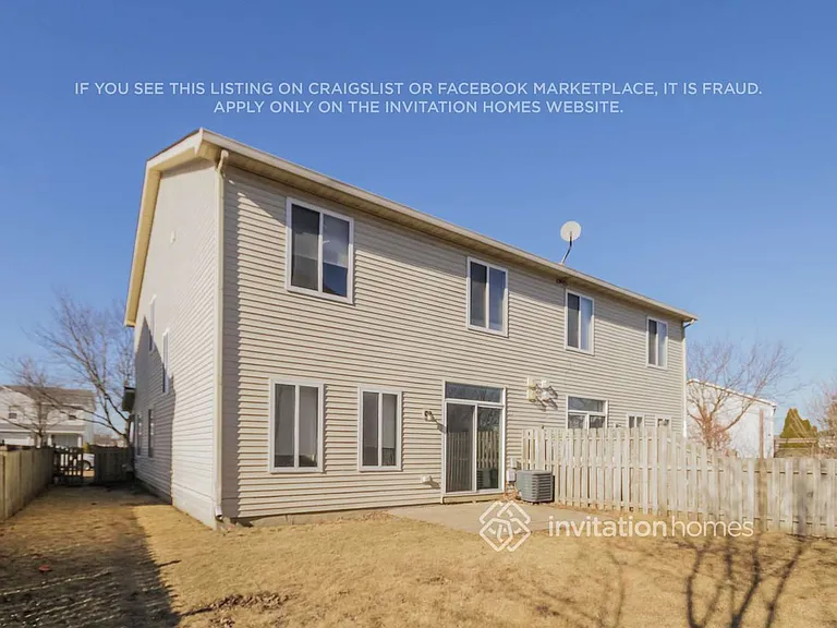 353 Richmond Dr — Photo 16