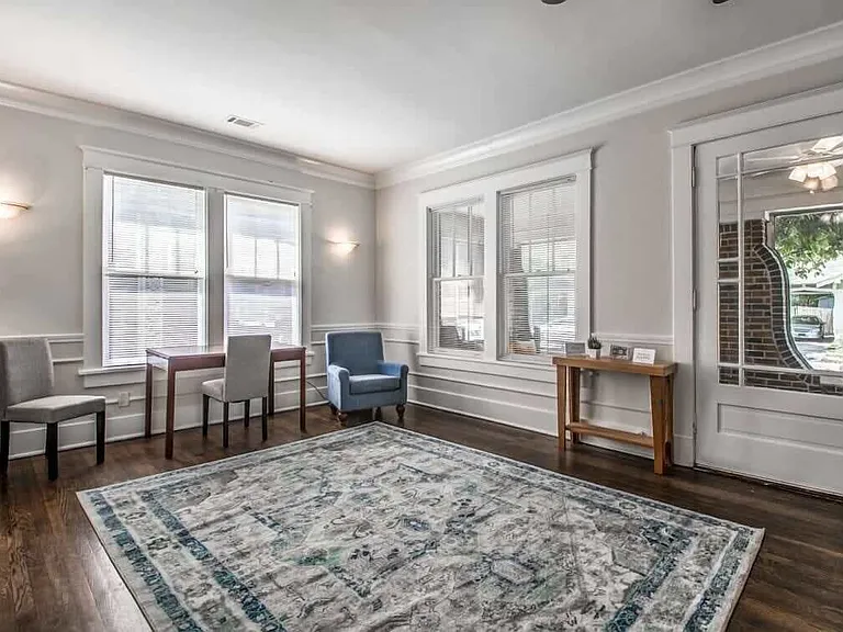 2385 Parkway Pl — Photo 32