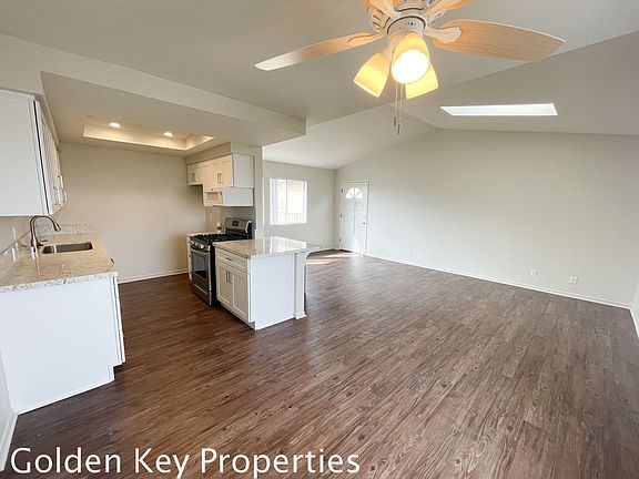 5th image of 310 S Horne St #3C
