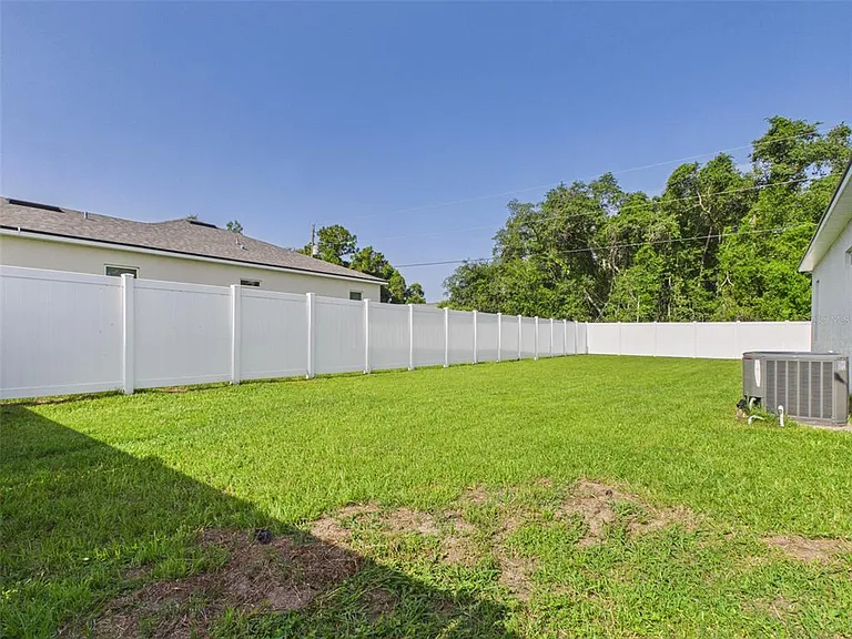 15110 SW 43rd Avenue Rd — Photo 23