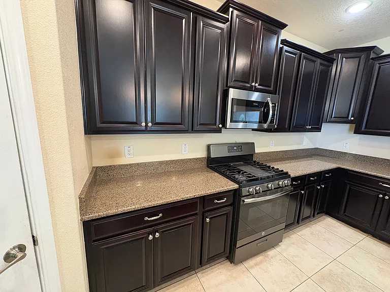 15171 Sunrise View Ln — Photo 16
