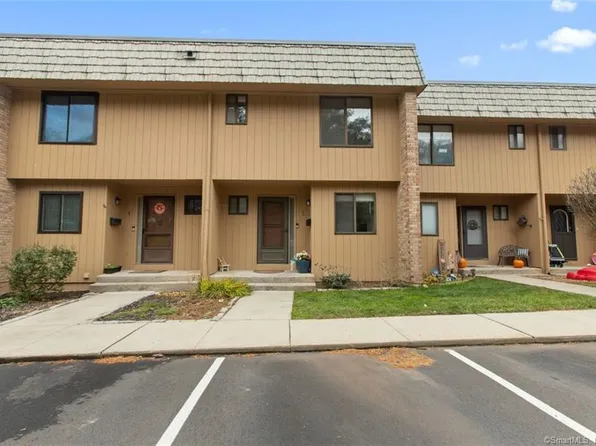 3 Hawthorn Court #3, Cromwell, CT 06416