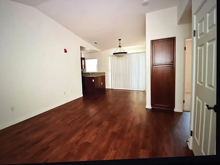 55+ Terrace at Seven Hills 1BR/1BA with parking — Photo 8