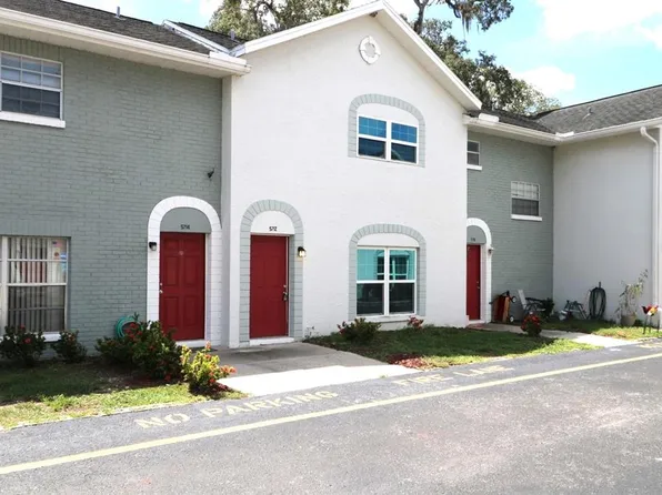 5712 Townhouse Dr, New Port Richey, FL 34652