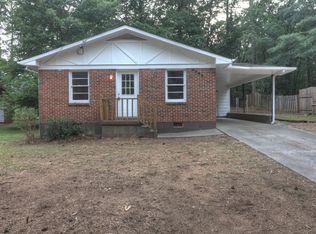 4699 Pine Cir, Ellenwood, GA