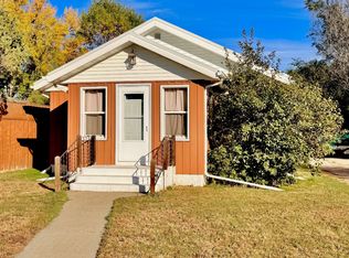 110 5th Ave N #W, Bowman, ND 58623