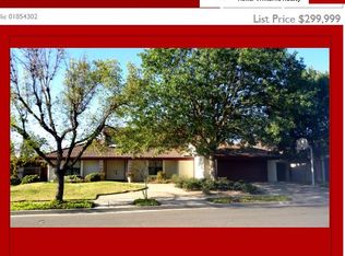 203 W Ash Ave, Hanford, CA 93230