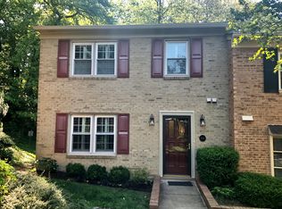 684 N Armistead St, Alexandria, VA 22312