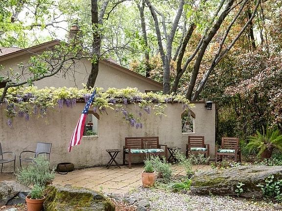 4th image of 3074 Cedarhurst Ct