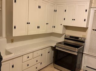 98 Fairview St #1, Providence, RI 02908