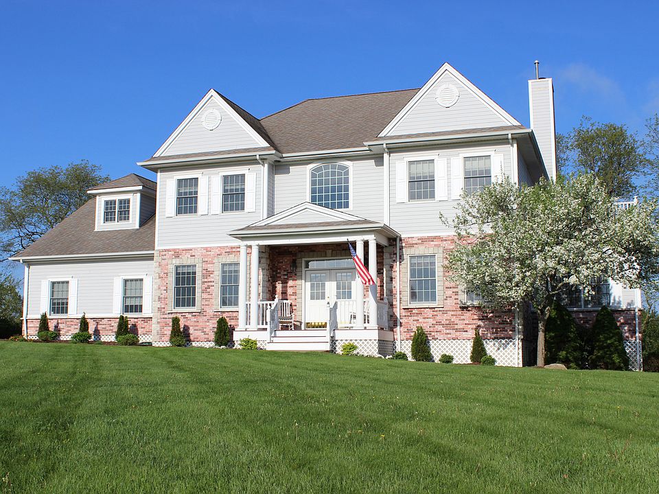 Stately Center Colonial