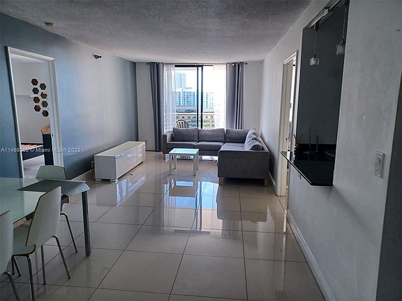2nd image of 3300 NE 191st St APT 1115
