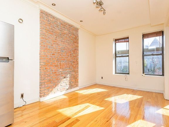 2nd image of 1145 Dean St #7FF