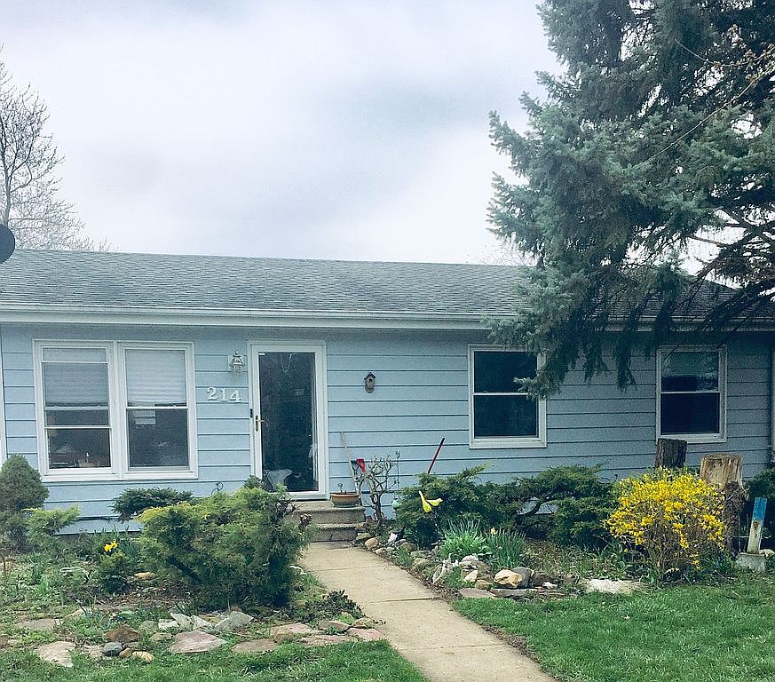 214 W South St, Elwood, IL 60421 Zillow