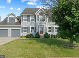 9 Lexington Park Rd, Erial, NJ 08081