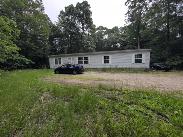 1916 N Peterson Rd, Muskegon, MI 49445