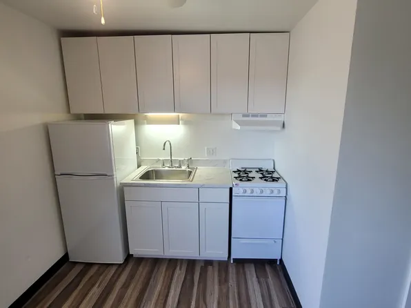 444 Angella Street, 444 Angella St #3, Dubuque, IA 52001