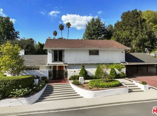 16233 Elisa Pl, Encino, CA 91436