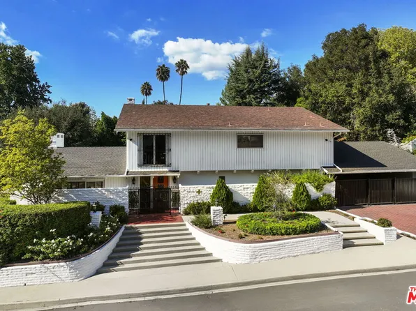 16233 Elisa Pl, Encino, CA 91436