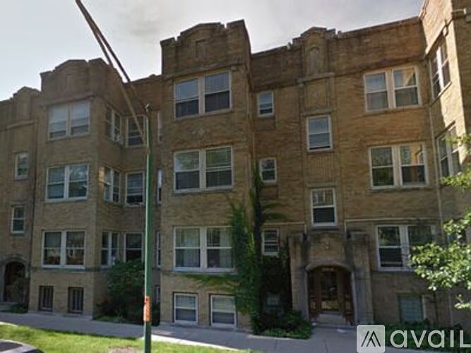 1st image of 1925 W Argyle St #G