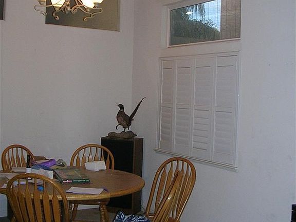 3rd image of 5517 Gateway Dr