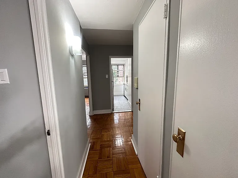 195-05A 67th Ave #2M — Photo 4