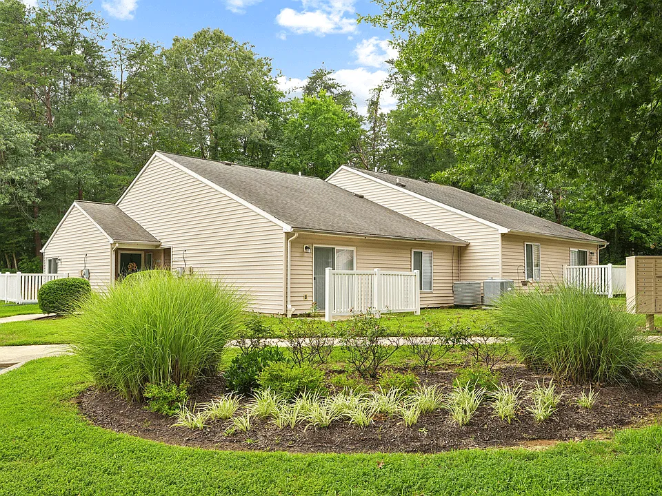 Brookmont Apartments