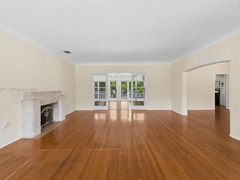 2514 E Granada Blvd — Photo 11