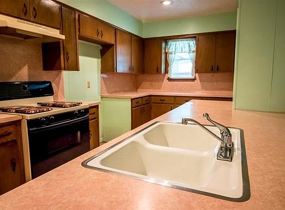 4th image of 8517 Spearman Dr
