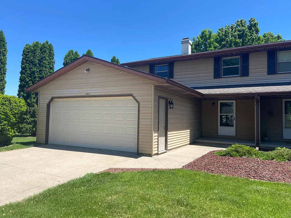 403 Moonglow Dr